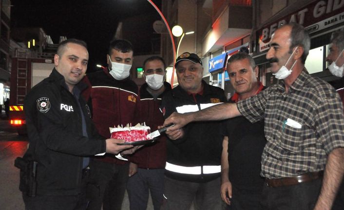 Yangın ihbarına giden itfaiyecilere polisten sürpriz
