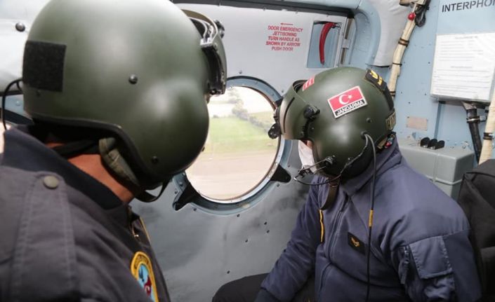 Yozgat’ta jandarma ekipleri helikopterle trafik denetimi yaptı
