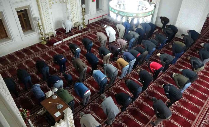 Yüksekova’da Mevlit Kandili idrak edildi