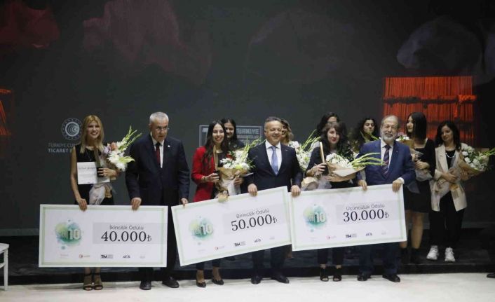 10. ATHİB Dokuma Kumaş ve Tasarım Yarışması’nda ödüller sahiplerini buldu