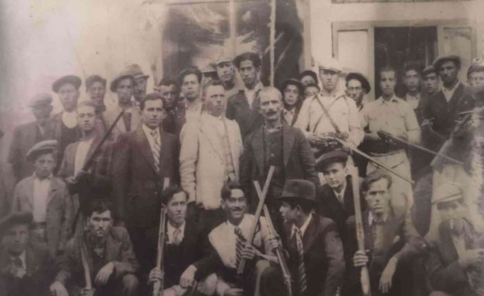 1937 yılında yapılan tarihi Avcılar Kulübü binası yıkılıp katlı otoparka dönüşecek