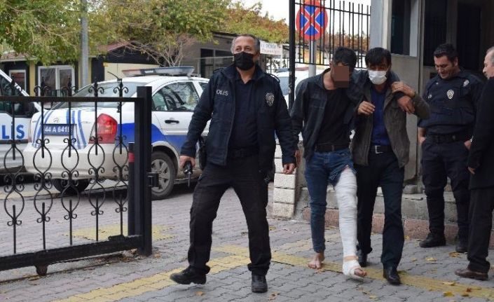 2 katlı binanın çökmesine neden olan tadilatı yapan 3 kişi tutuklandı