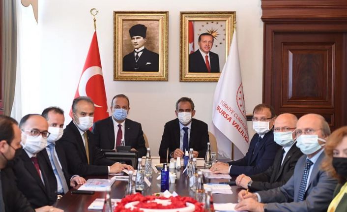 400 milyonluk eğitim yatırımı müjdesinin 50 milyonluk ilk ödeneği Bursa’ya aktarıldı