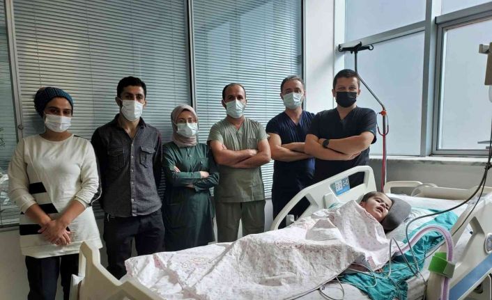 93 Gün yoğun bakımda kalan ve 10 kez kalbi duran çocuk hayata tutundu