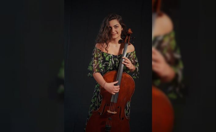 Adanalı çellistten Atatürk’ü anma konseri