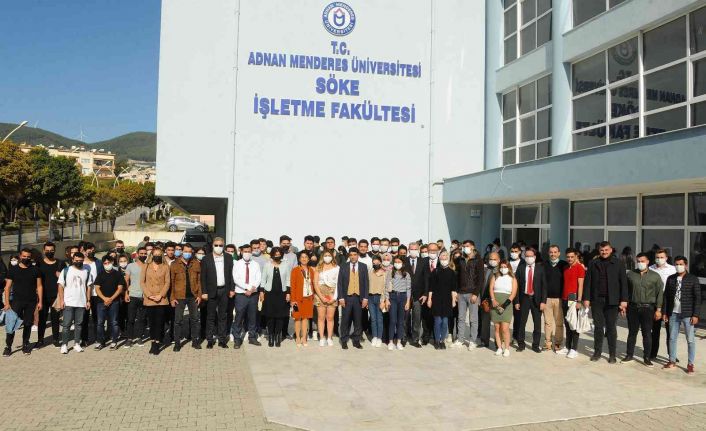 ADÜ rektörü Aldemir, Söke’de öğrencilerle bir araya geldi