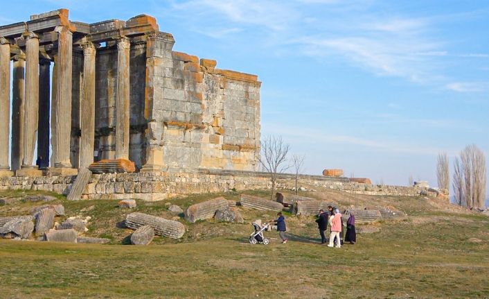 Aizanoi Antik Kenti’ni 2,5 ayda 9 bin 248 kişi ziyaret etti