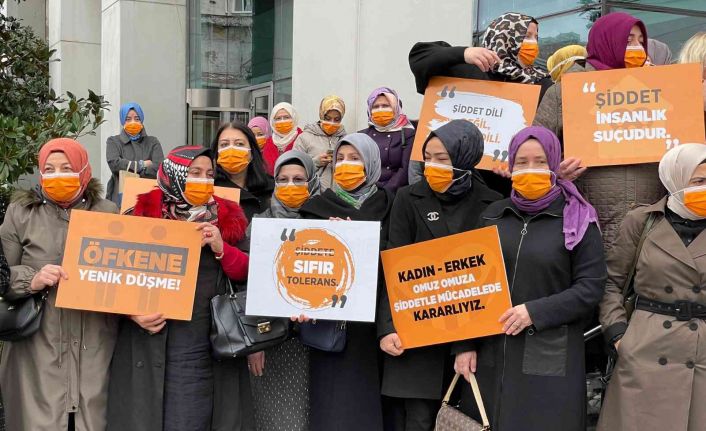 AK Parti Kadın Kollarından 81 ilde kadına şiddetle mücadele günü açıklaması