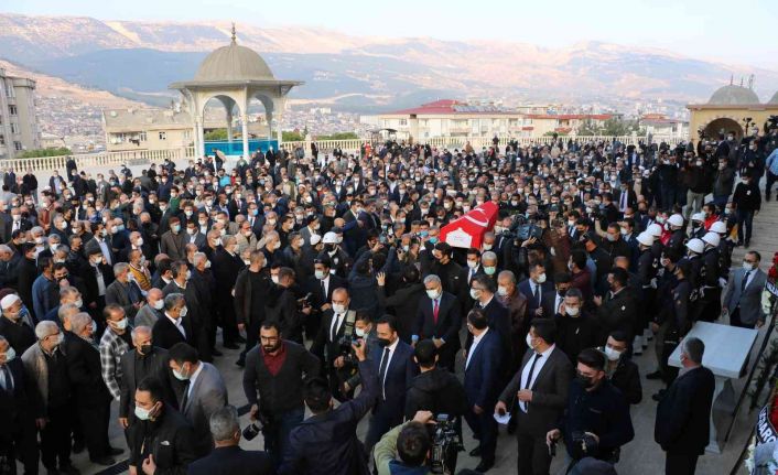 AK Parti Milletvekili İmran Kılıç son yolculuğuna uğurlandı