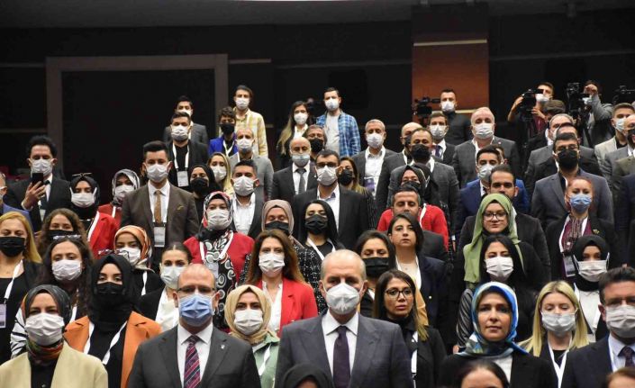 AK Parti’li İleri: "Ülkemizin kronik problemlerinden biri maalesef hak etmediği bir muhalefet geleneği ile baş başa kalmış olması"