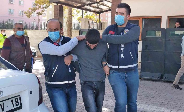 Aldatıldığından şüphelenip arkadaşını vurdu, eşini arayıp "sıra sende" diye tehdit etti