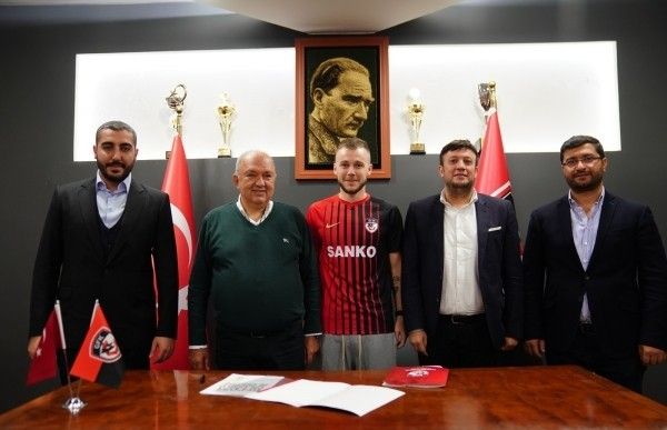 Alexandru Maxim 3 yıl daha Gaziantep FK’da