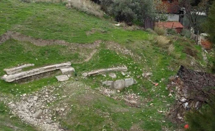 Anadolu’nun bilinen en eski taş tiyatrosu gün yüzüne çıkmayı bekliyor
