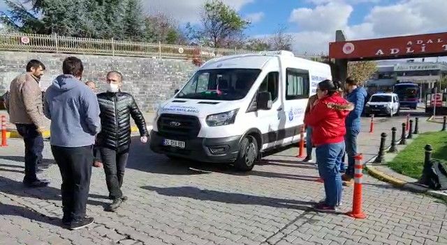 Ataşehir’de samuray kılıcıyla öldürülen kadının cenazesi Adli Tıp Kurumundan alındı