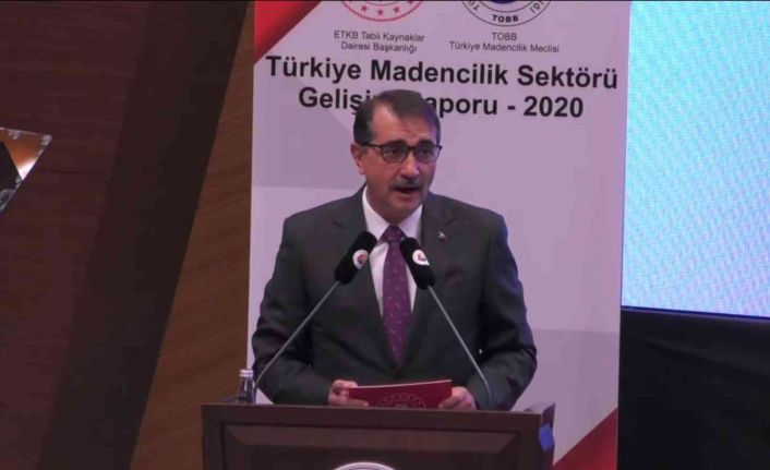 Bakan Dönmez: “Artık kalıpları kıran, kalıplara sığmayan, kendisine dayatılanı kabul etmeyen bir Türkiye var”