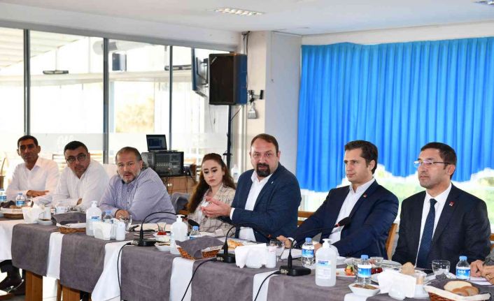 Başkan Gümrükçü: "Toprak kaymasının sebebi çöp tesisi mi değil mi bu konuda net rapor yok"