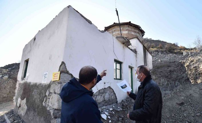 Başkent’in tarihi çeşme ve türbeleri yenileniyor