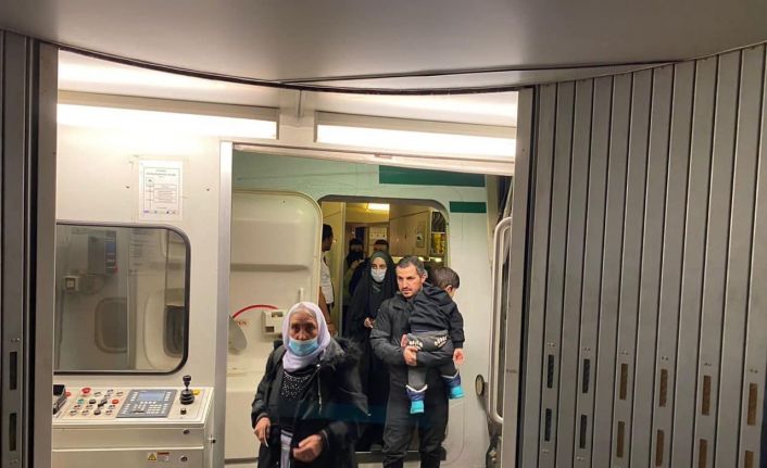 Belarus-Polonya sınırındaki Iraklı 431 göçmen Erbil’e geldi