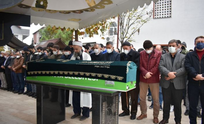 Bıçaklı kavgada hayatını kaybeden genç son yolculuğuna uğurlandı