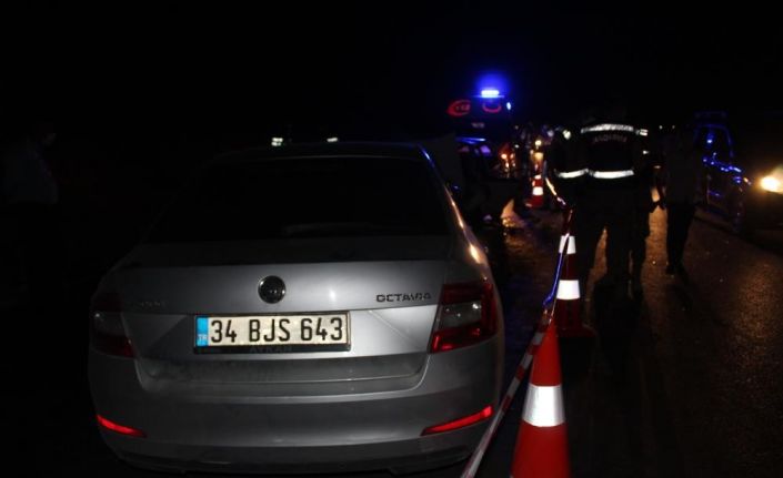 Bir yıl önce aldıkları otomobil 2 kazada 6 kişiye mezar oldu