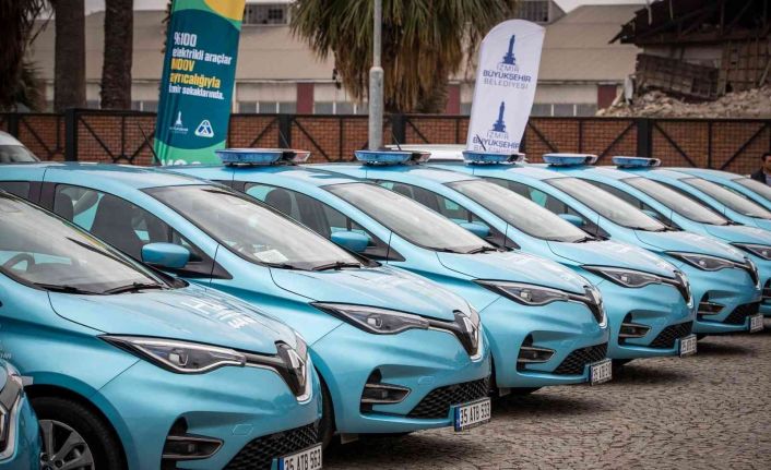 Büyükşehirin elektrikli araçları İzmirlilerin kullanımına sunuluyor