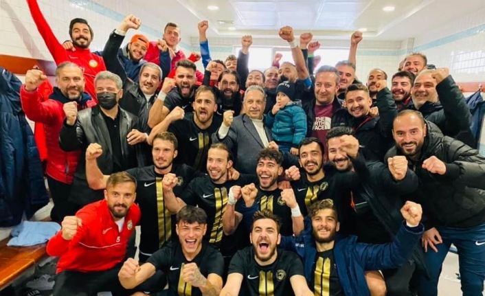 Büyükşehirin ulu çınarlarından çocuklara moral desteği