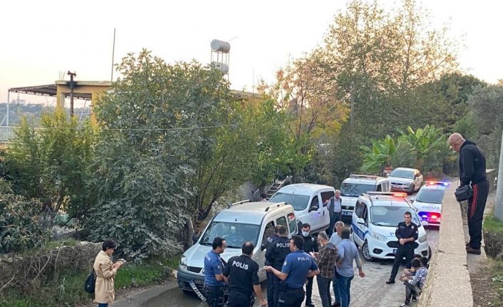 Çalıntı araçla polisten kaçmaya çalışan alkollü ve ehliyetsiz gençler yakalandı