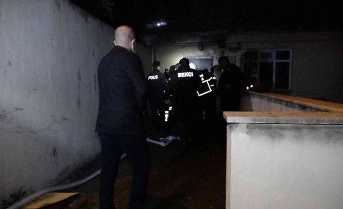 ’Çamaşır asmayın, buraları yakacağım’ dedikten sonra evinde yangın çıktı