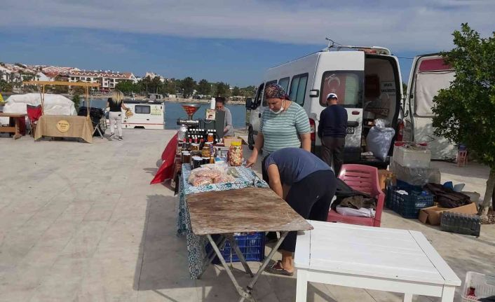 CHP’li başkanın önce izin verdiği festival, zabıtanın uyarısı ile başlarken bitti