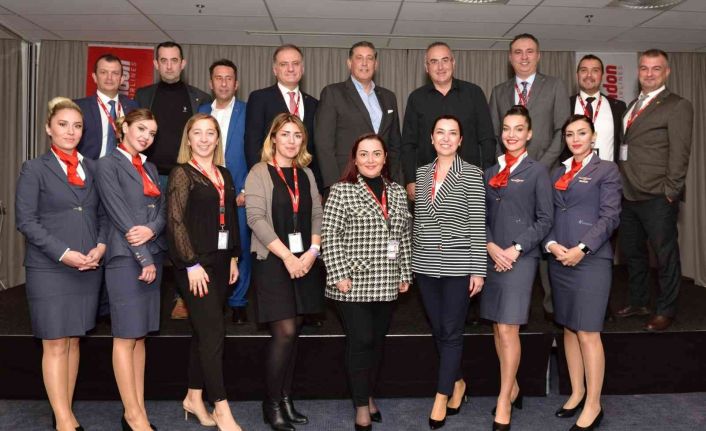 Corendon Airlines, Hollanda ve Belçika’daki seyahat acenteleriyle bir araya geldi