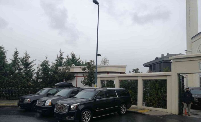 Cumhurbaşkanı Erdoğan cuma namazını Hz. Ali Camii’nde kıldı