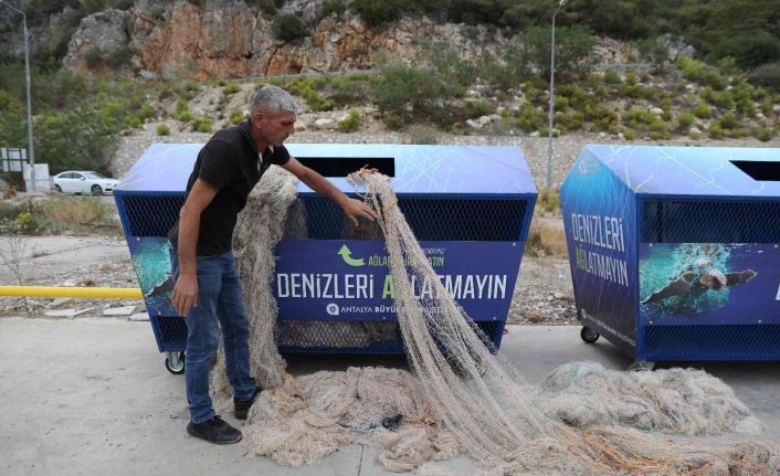 ‘Denizleri AĞlatmayın’ sloganı ile belirlenen bölgelere atık ağ toplama konteynırı yerleştirildi