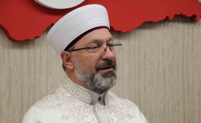 Diyanet İşleri Başkanı Erbaş, Bingöl Valisi Ekinci ile bir araya geldi