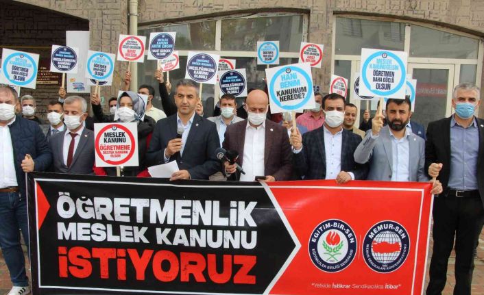 Eğitim Bir Sen’den öğretmenlik meslek kanunu talebi