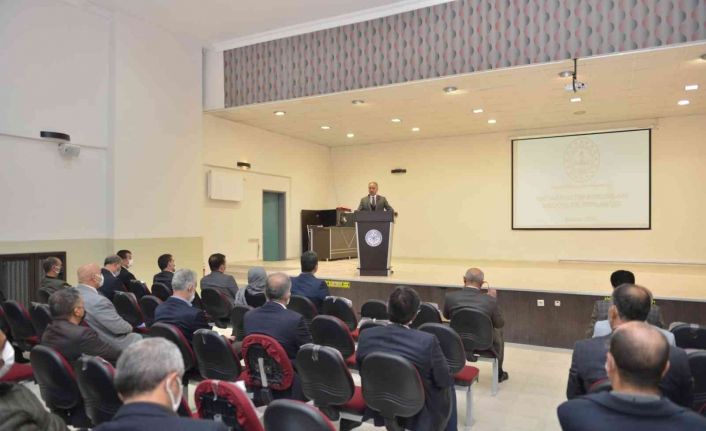 Elazığ İl Milli Eğitim Müdürü Gürtürk: "Kentte karantinaya alınan sınıf sayısı sıfırlanmak üzere"