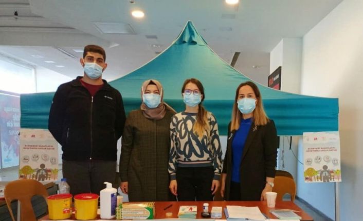 Erzincan’da Halk Sağlığı Hizmetleri Birimi ekipleri diyabete farkındalık için sahaya indi