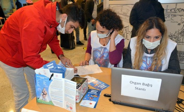 Eskişehir Tren Garı’nda organ ve doku bağışı bilgilendirme standı kuruldu