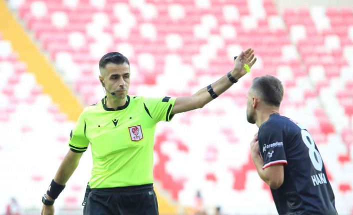 Fenerbahçe- Kayserispor maçının VAR’ı Mete Kalkavan