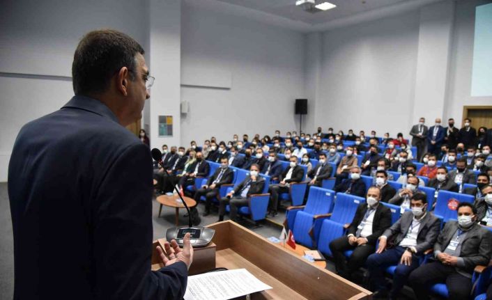 Gaziantep’te “Endüstri 4.0 ve sanayide dijital dönüşüm" toplantısı düzenlendi