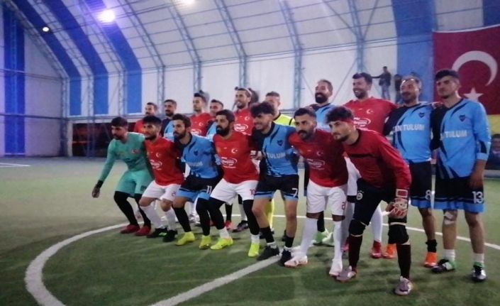 Genç Şavak Derneği turnuvası renkli görüntülerle sona erdi