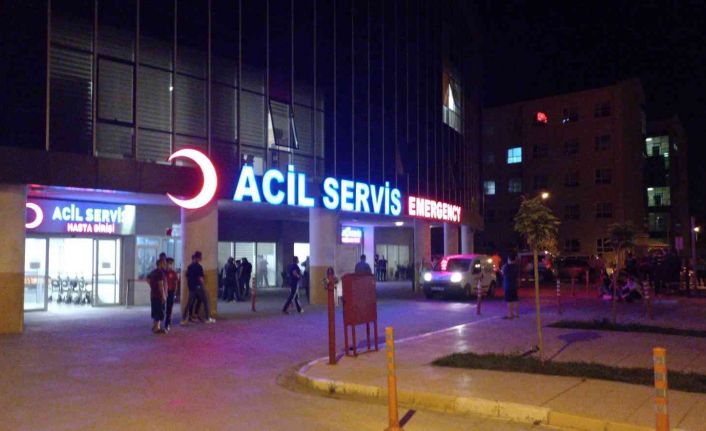 İnşaatın 3’ncü katından düşen genç, hastaneye kaldırıldı