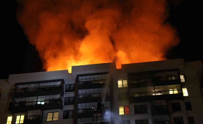 İşten kovulan kapıcı giderken yangın çıkarmış: “Yarın evi boşaltacağını söyledi, ben dışardayken ‘evi yaktı’ diye haber geldi”