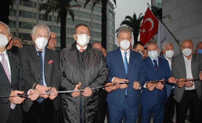 İZTO’dan dijitalleşmede atağı: “Gezici Dijital Karavan”