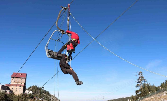 Jandarma ve AFAD’dan Kartalkaya’da kurtarma tatbikatı