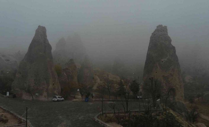 Kapadokya’da yoğun sis nedeniyle balon uçuşları iptal edildi