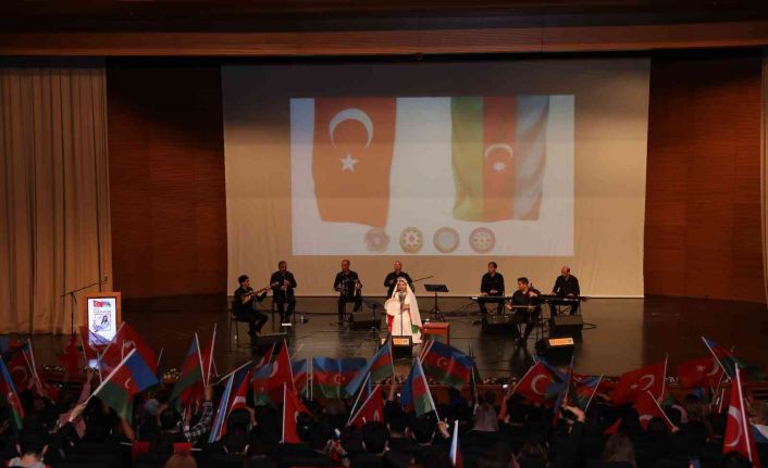 Karabağ Zaferi coşkuyla kutlandı