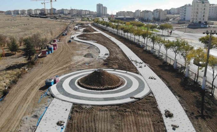 Karaman’da Mehmet Akif Ersoy Parkı’nda 2’nci etap çalışmaları devam ediyor