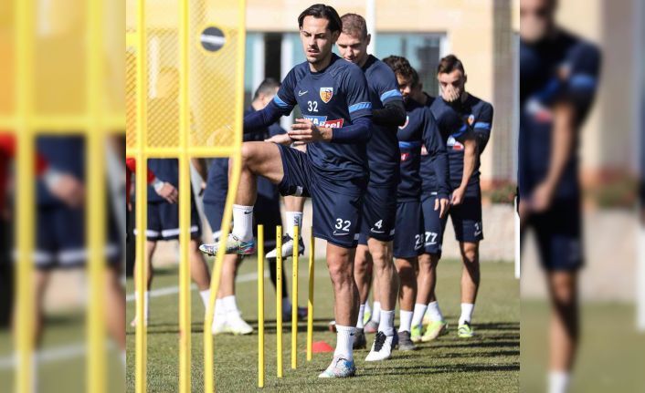 Kayserispor, İstanbul’a rötarlı gitti