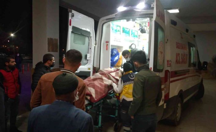 Kaza yapan arkadaşına yardıma gitti, traktörün altında kalıp hayatını kaybetti