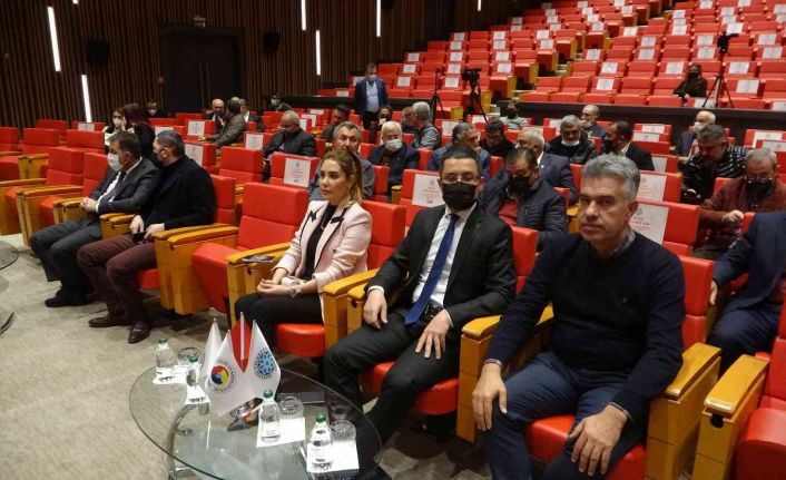 Köksal: "Döviz kuru üzerinden kendi kendine yetebilen ülke olma gayretimizin cezalandırılmasına müsaade etmeyeceğiz"